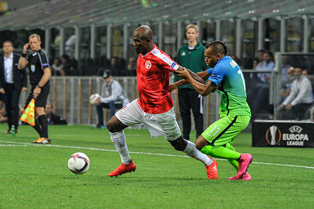 前锋以其敏 前锋以其敏