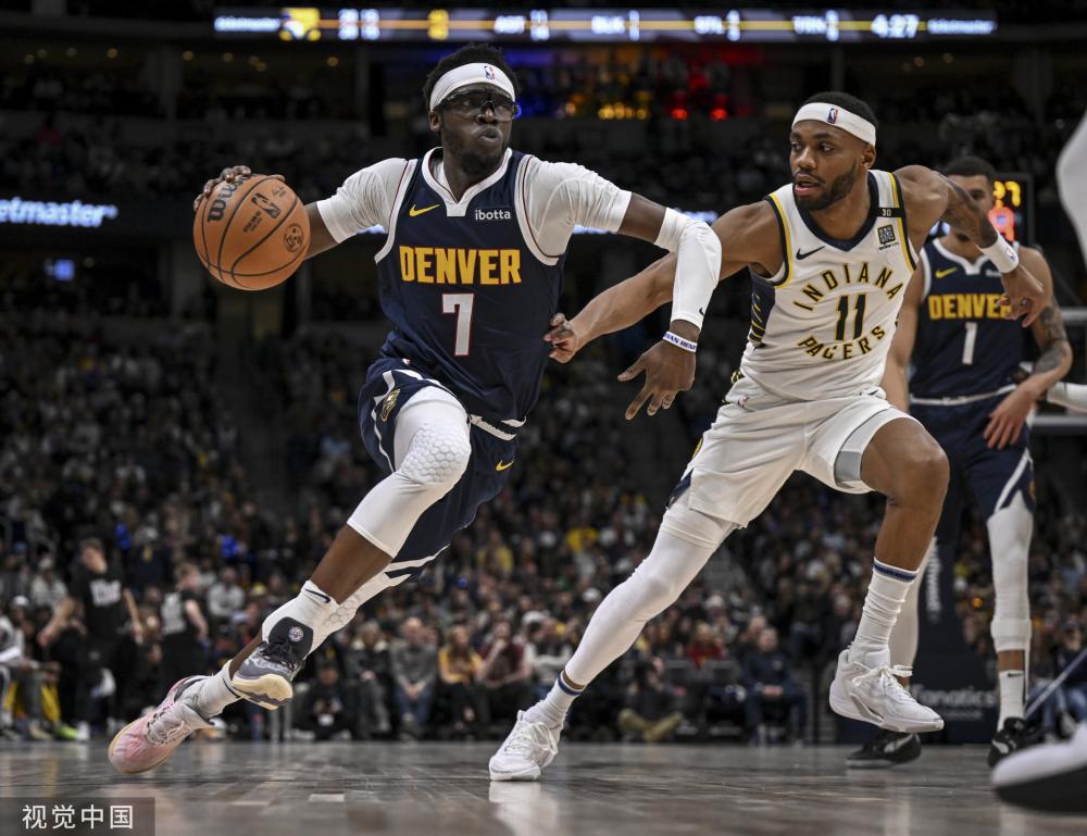 小球迷贾克斯手写信鼓励受伤的穆西亚拉，后者暖心回应.