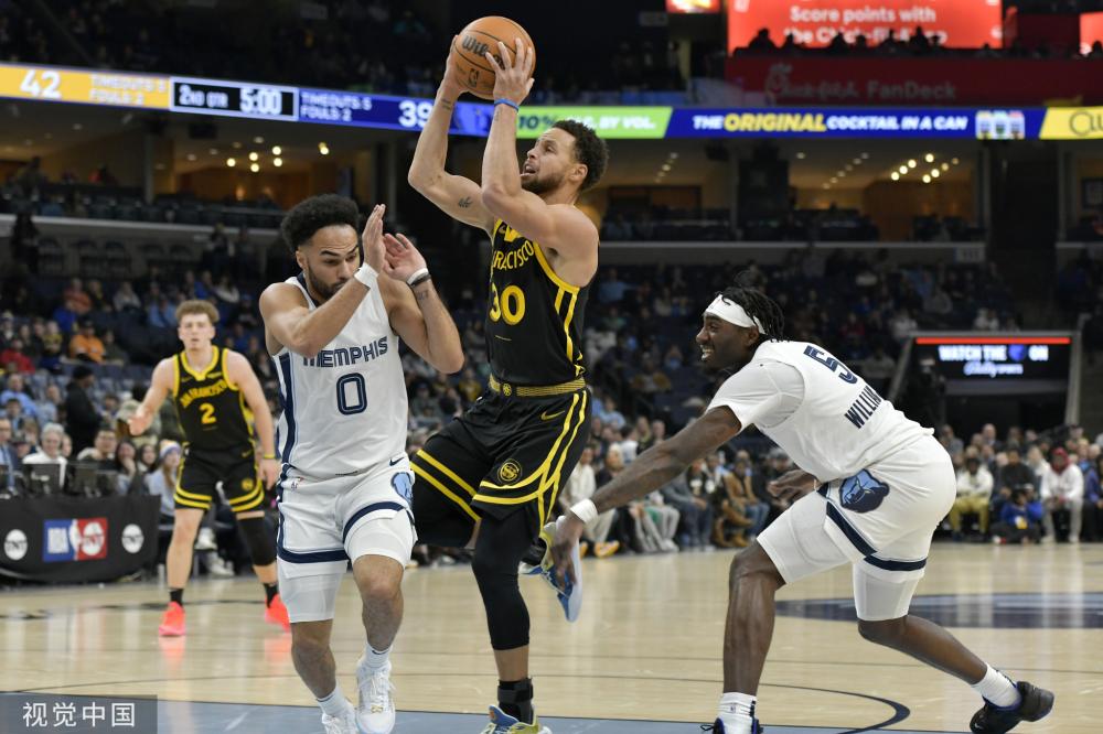 观众似乎期 观众似乎期