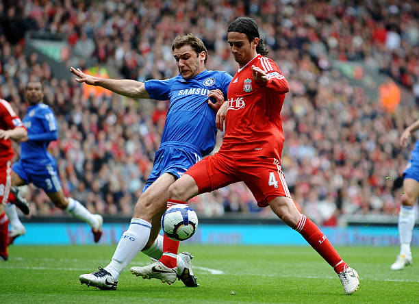 利物浦占据 利物浦占据