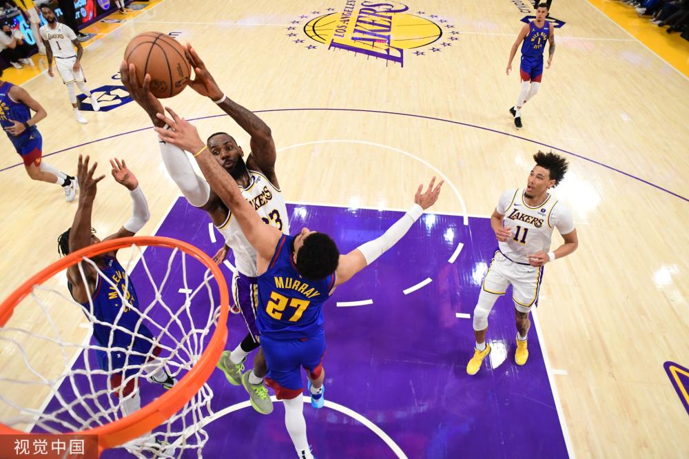 而张子宇正 而张子宇正